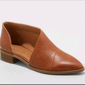 Universal Thread Cut Out Bootie - Cognac